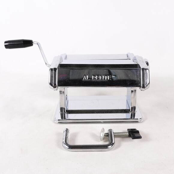 Villaware Al Dente Pasta Maker Spaghetti Machine 7 Levels Thickness Metal Chrome - Picture 6 of 16